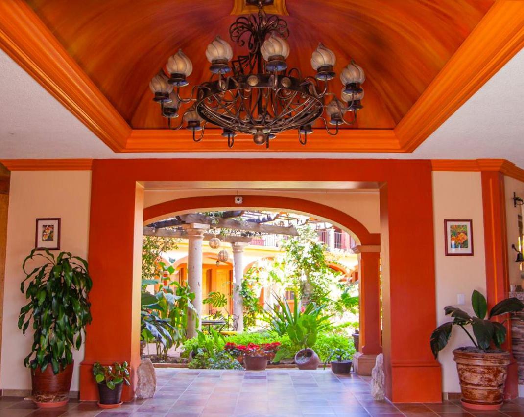 Encanto De La Sierra Hotel Маскота Екстер'єр фото