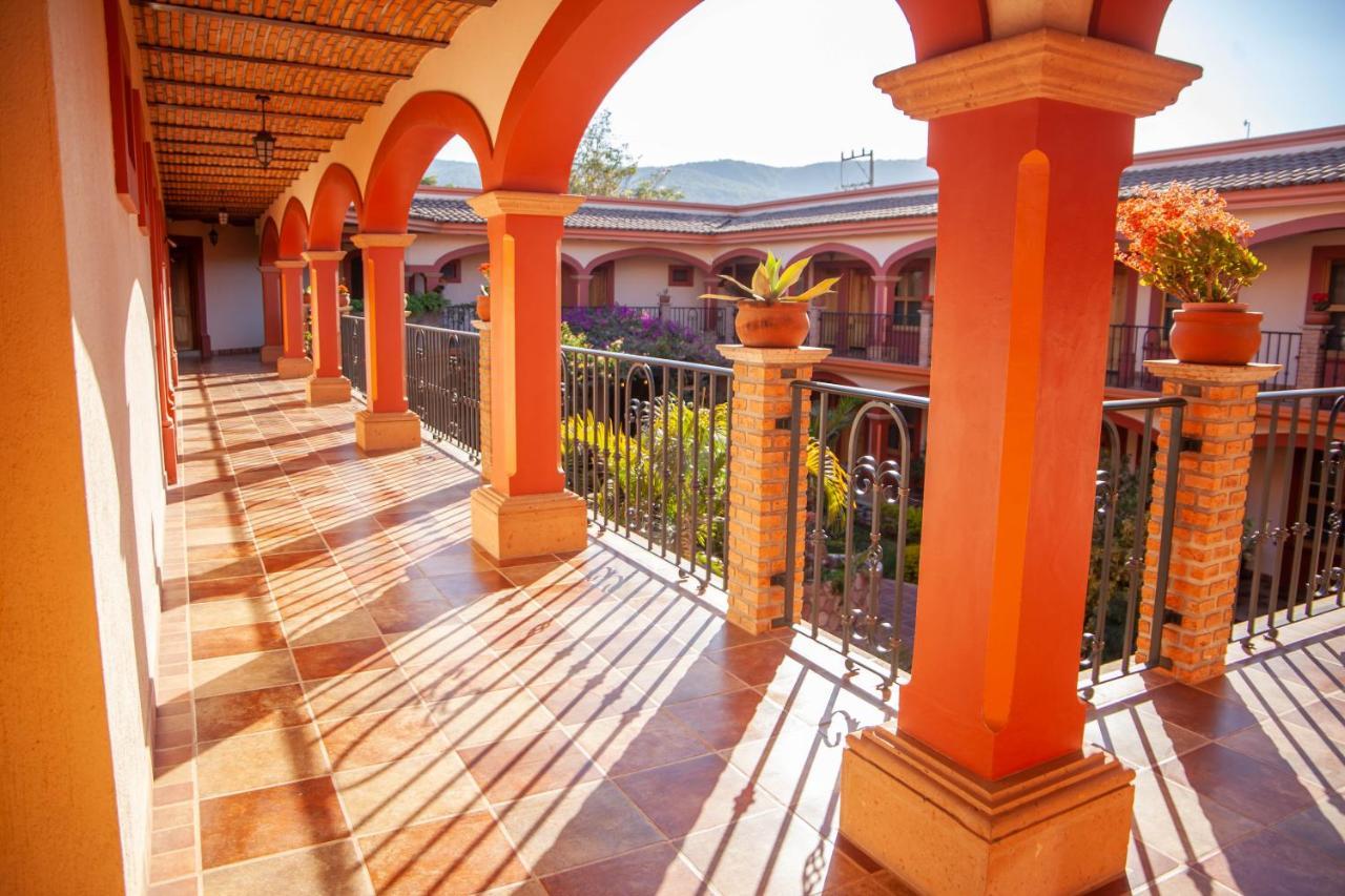 Encanto De La Sierra Hotel Маскота Екстер'єр фото